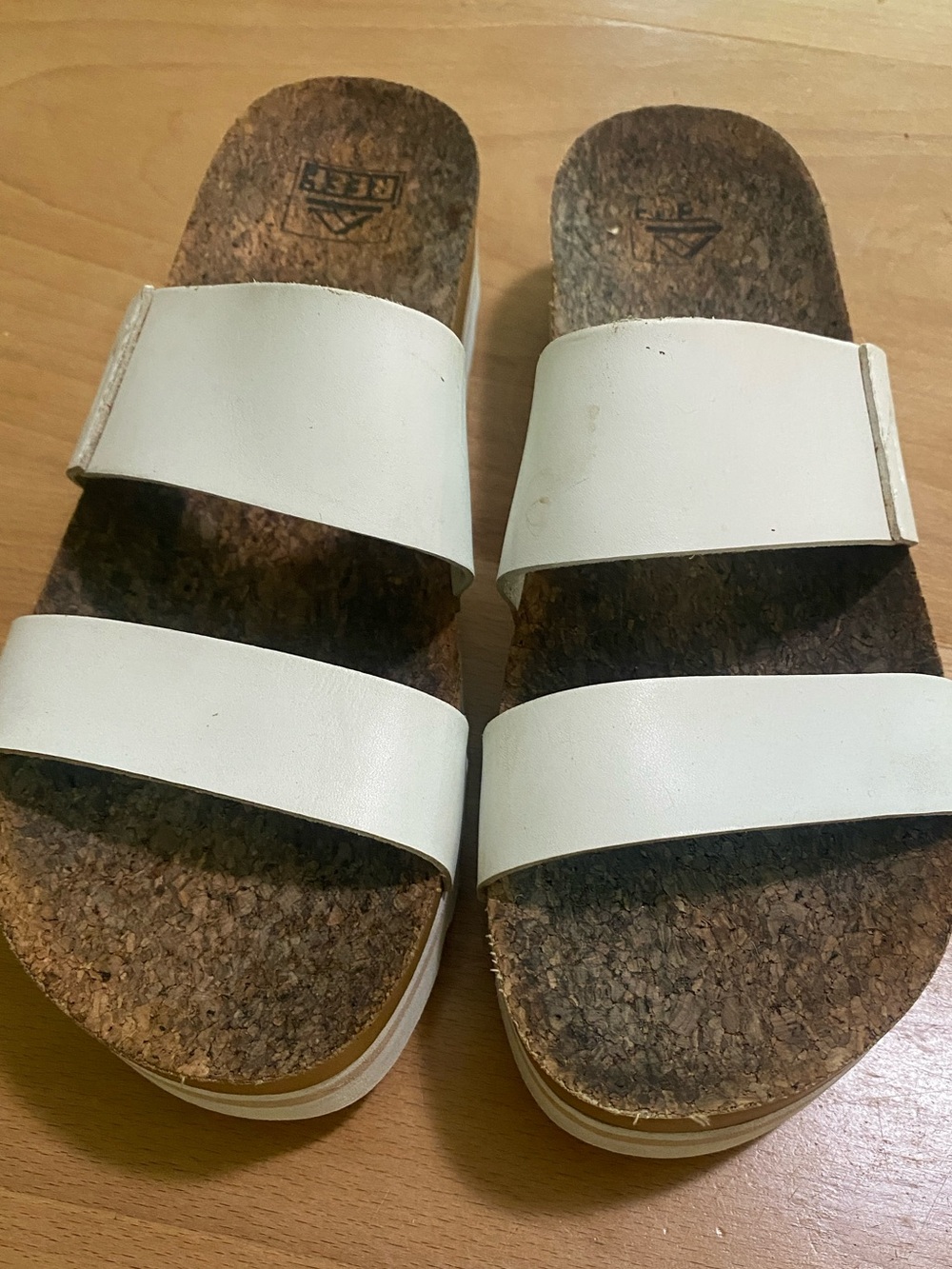 Reef Slide Sandal Women’s Size 9 beach summer casual everyday cork